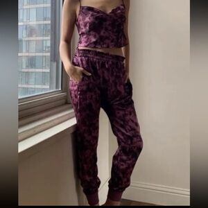 💜Urban outfitters tie die silky